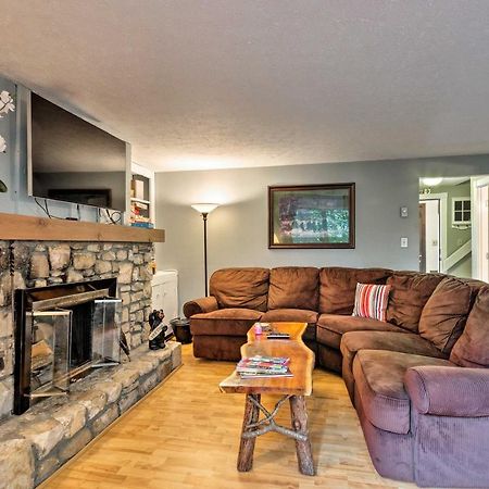 Condo With Furnished Deck - Walk To Sugar Mountain! Exteriör bild