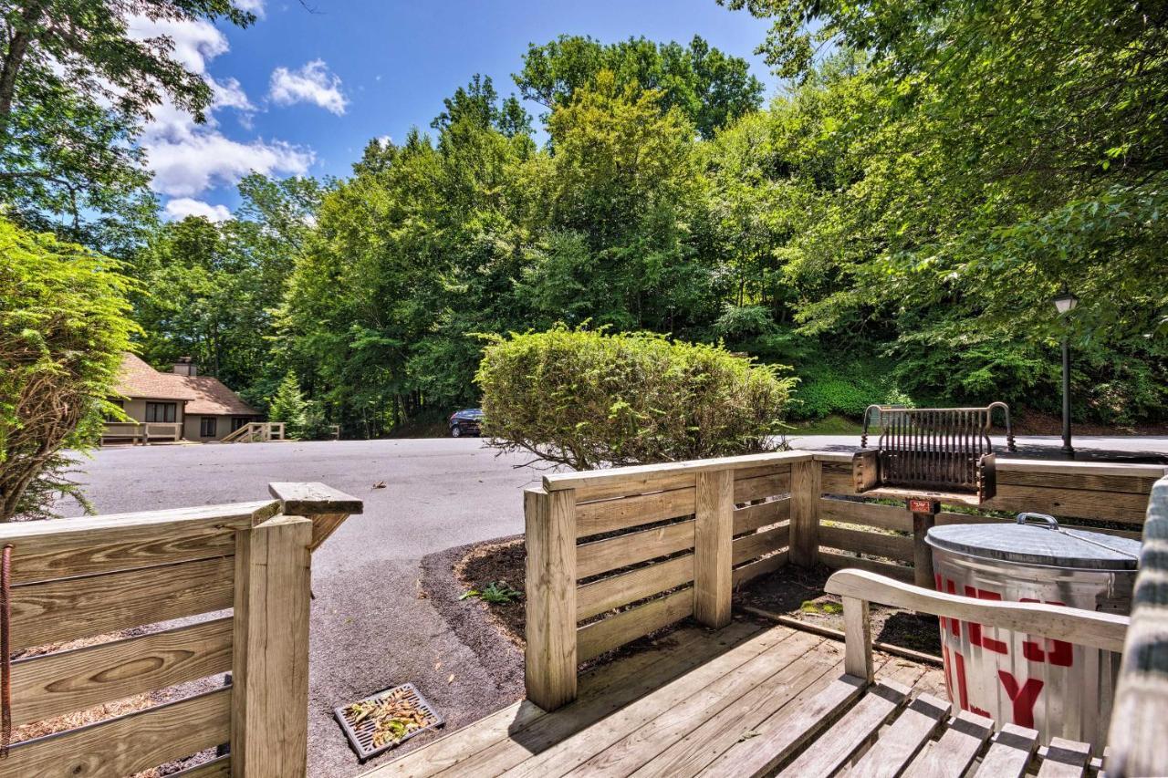 Condo With Furnished Deck - Walk To Sugar Mountain! Exteriör bild